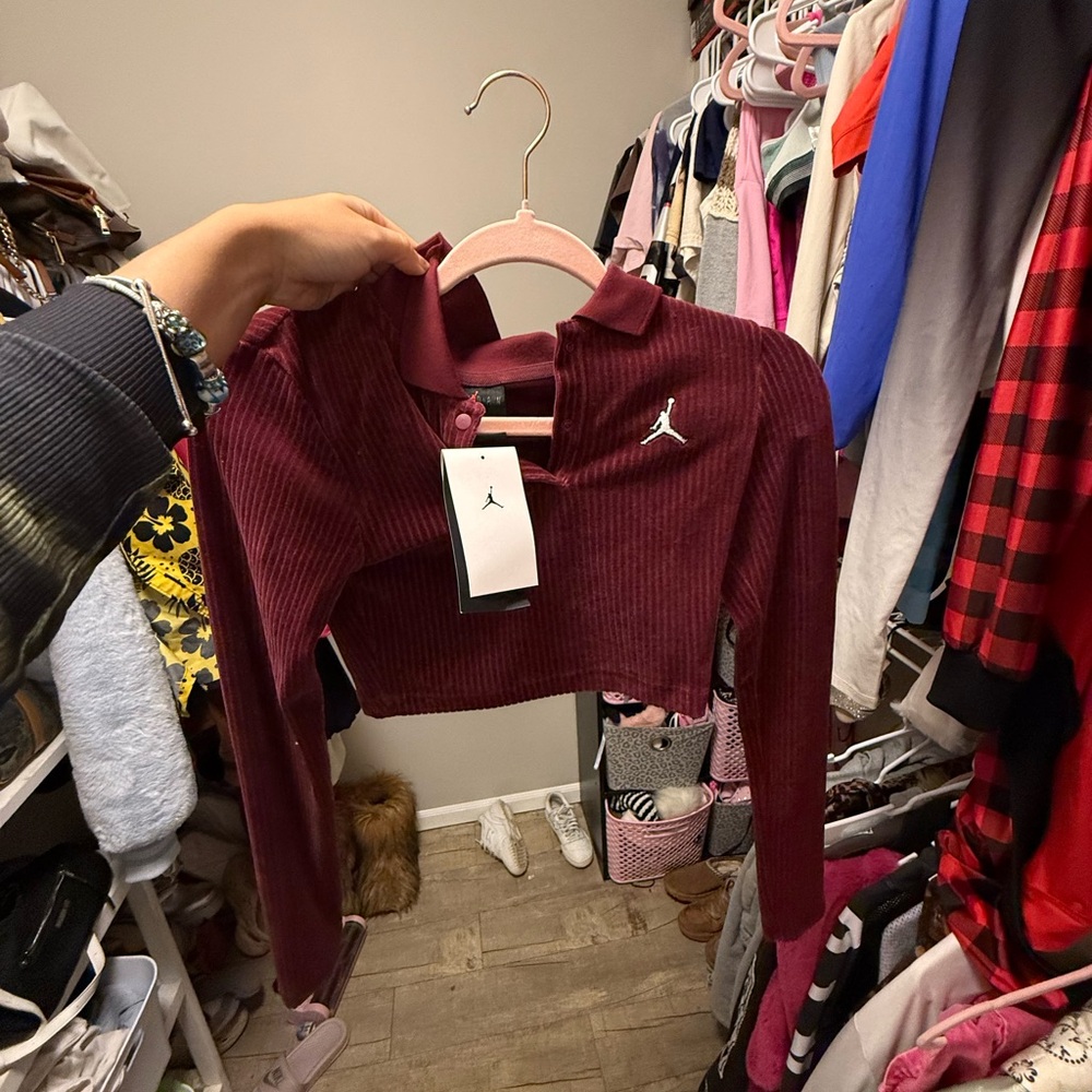 Jordan Women's Burgundy Crop Top